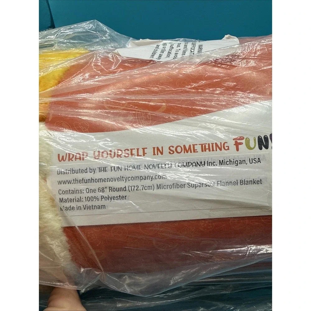 Fun Home Novelty Company  Round Blanket  Color, Pencils